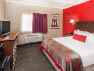 Ramada By Wyndham Hammond Hotel & Conference Center Habitación foto